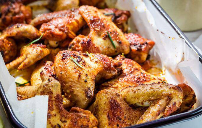 Picture of crispy and tender roasted chicken legs