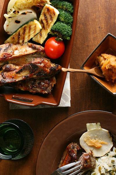 Barbecue feast with delicious and tempting pictures