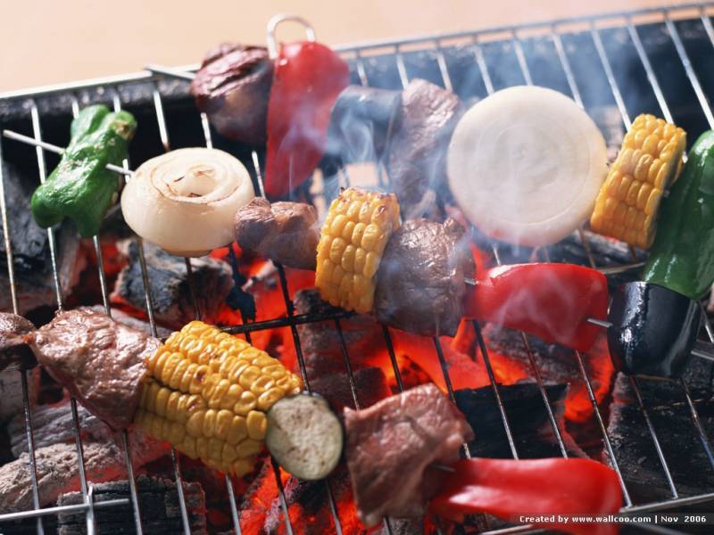 A picture of a delicious and delicious barbecue filled with autumn flavor