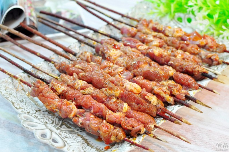 Special barbecue snacks with burnt and fragrant images
