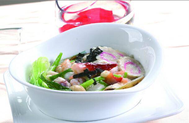 Picture of delicious Western style seafood soup
