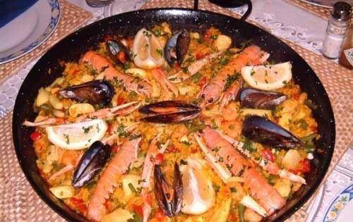 Delicious Spanish Seafood Baked Rice Picture