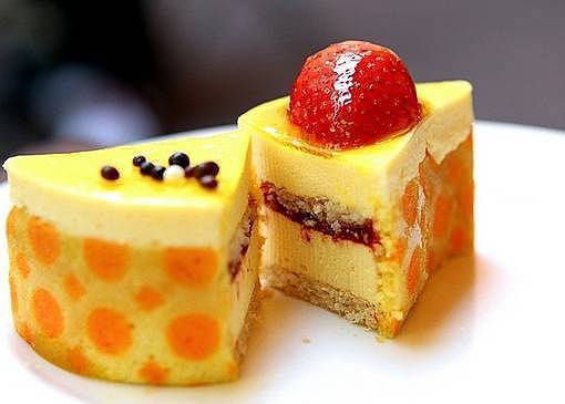 Exquisite and delicious pastry pictures with colorful and cute colors