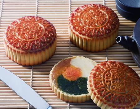 Traditional pastry Dim sum moon cake pictures