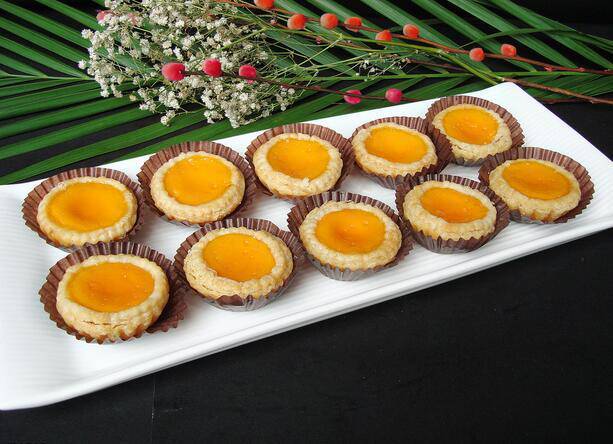 Picture of Golden Mango Egg Tart