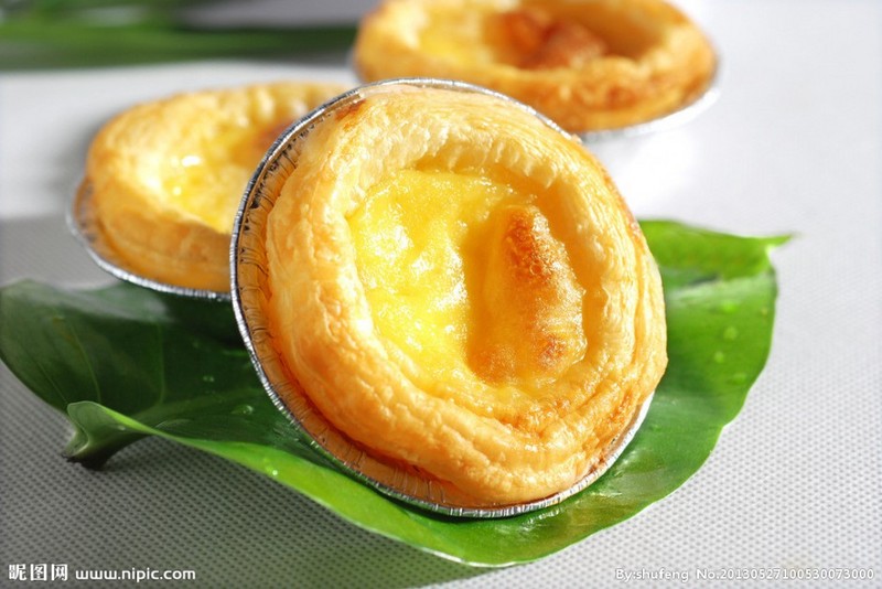 Portuguese egg tarts with tempting pictures