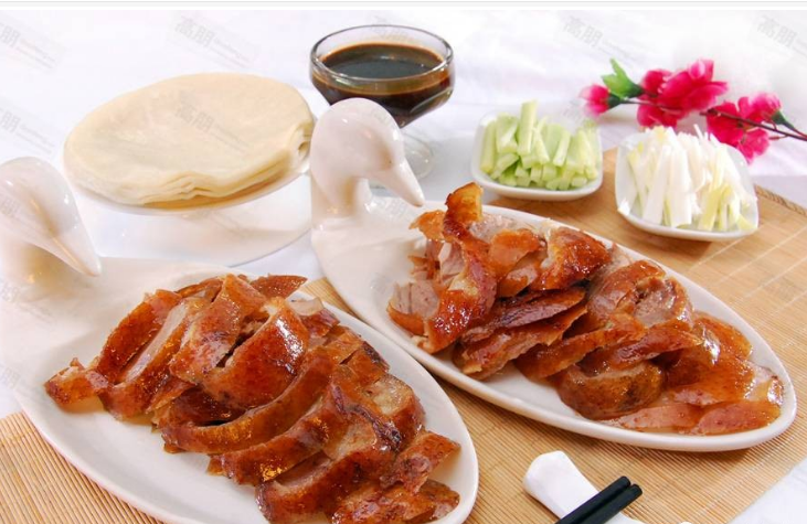 A set of fragrant roasted duck pictures cut into meat slices