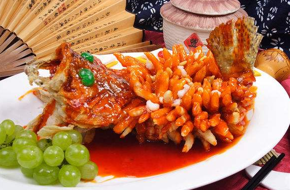 Appreciation of Jiangsu Cuisine Squirrel and Mandarin Fish Food Pictures