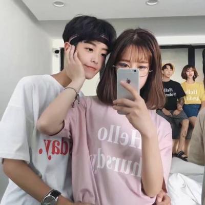 2021 WeChat avatar for couples, a sweet and loving couple. Every day without seeing you is a waste