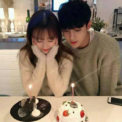 2021 WeChat couple avatar, one for each, beautiful and fresh. You are the starry sea in my eyes