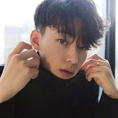 Super attractive and stylish guy YY's profile picture is tall and handsome, and some words are suitable for being rotten in the heart