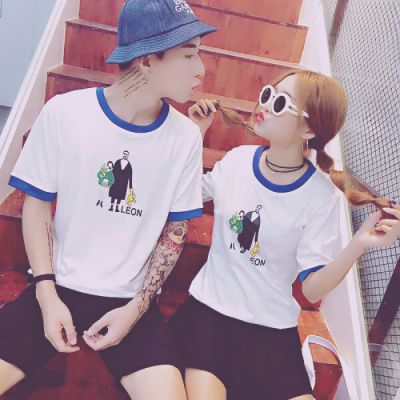 A pair of fresh and beautiful Weibo avatars for couples born in the 2000s, featuring two exclusive avatars for quirky and affectionate couples