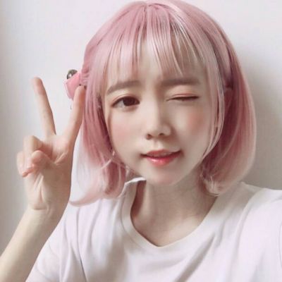 Fresh and lovely girl YY's profile picture in 2021. Thinking back on the days when she cried for you like a dog, it was really ridiculous