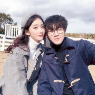 2021 Couple Weibo Selected Two Classic, Good looking, Sweet Kissing Couple Avatar Pairs