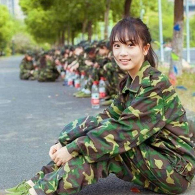 The Most Beautiful Military Training Girl Picture Camouflage Girl Avatar Pure and Beautiful Girl Military Training Avatar