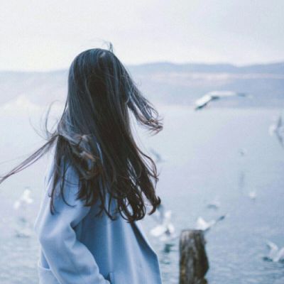 The saddest girl's profile picture, long hair, beautiful girl's sad and beautiful profile picture