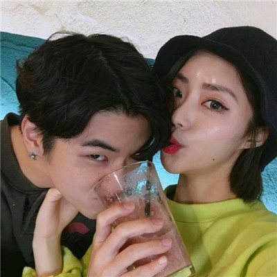 2021's hottest WeChat avatar for couples: a trendy and fashionable WeChat couple avatar