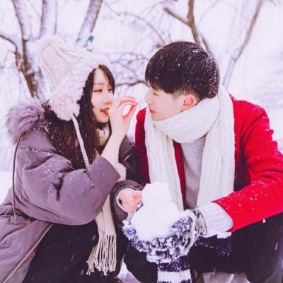 2021QQ WeChat Couple Avatar - One Male and One Female - Sweet and Showy Love - Little Stars Accompanying You Like Dreams