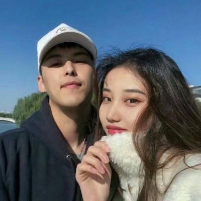 2021QQ WeChat couple profile picture, one pair, two sweet and happy photos. All beings are not sweet, but all suffer. You have a hundred flavors that are difficult to distinguish