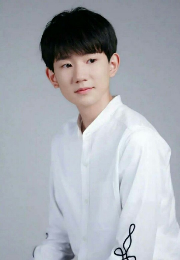 Wang Yuan is very cute