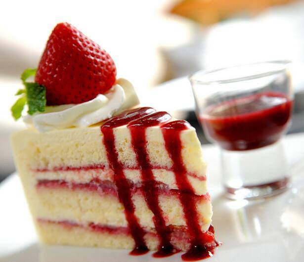 Beautiful and exquisite small cake picture