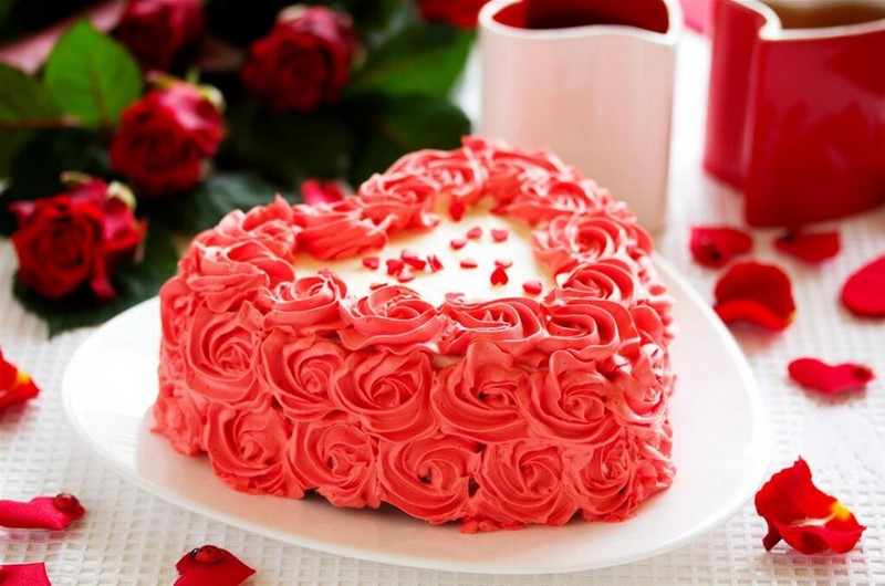 Beautiful high-definition picture of flower cake