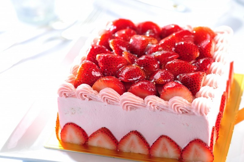 Strawberry cake picture