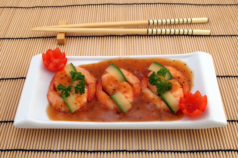 A picture of delicious and beautiful shrimp sushi