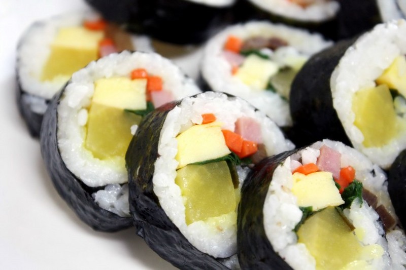 Delicious Korean sushi pictures