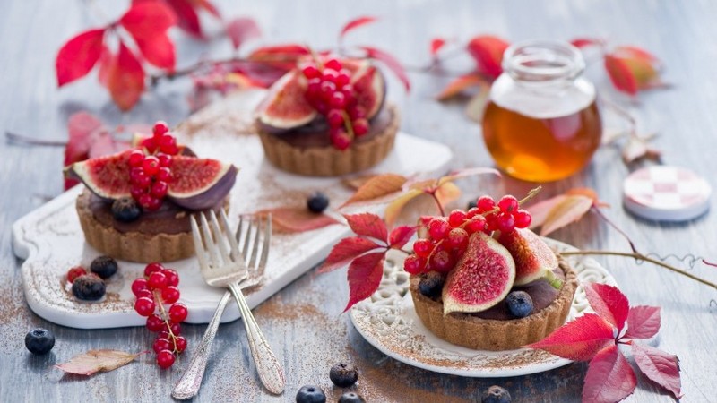 Delicious fruit dessert pictures