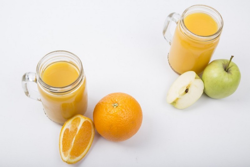Orange juice and apple juice pictures