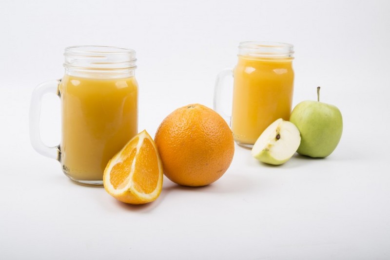 Orange juice and apple juice pictures