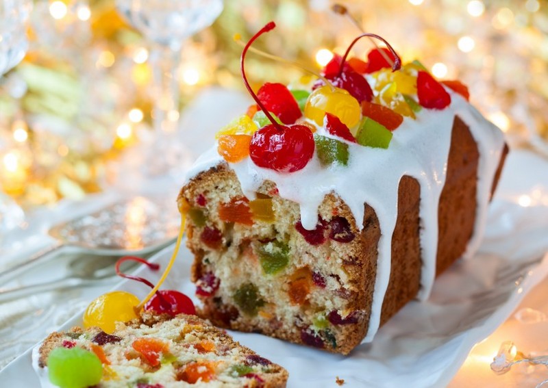 Image of fruit cream cake that melts right in the mouth