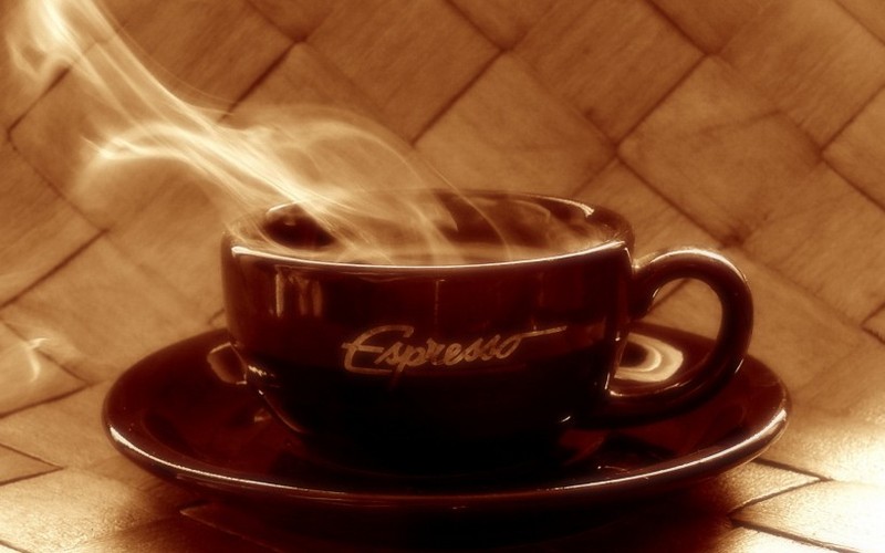 Pictures of steaming hot drinks and tea