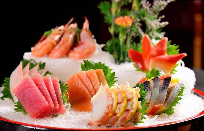 Luxury top-level seafood sashimi platter picture