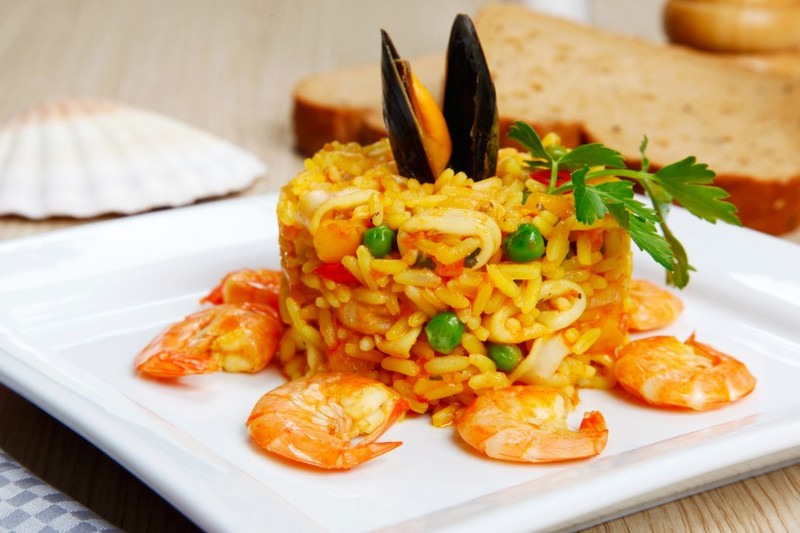 Picture of delicious and delicious seafood rice