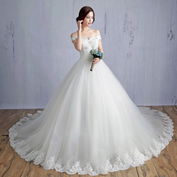 Wearing the most beautiful wedding dress to marry the person you love the most