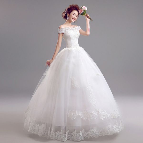 Wearing the most beautiful wedding dress to marry the person you love the most