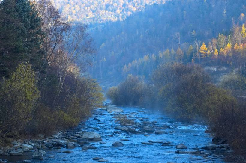 Beautiful high-definition landscape picture of Hailang River