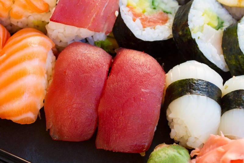 15 delicious sushi pictures
