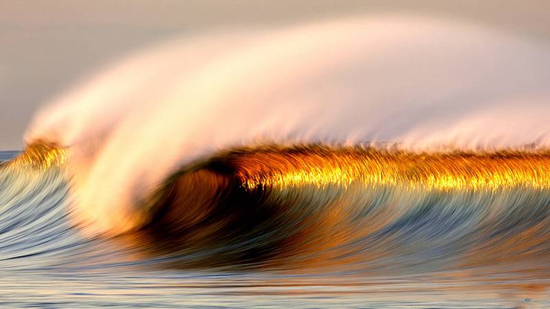 Selected stunning and beautiful ocean wave images