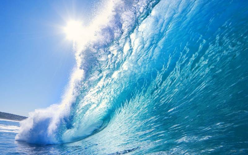 Selected stunning and beautiful ocean wave images