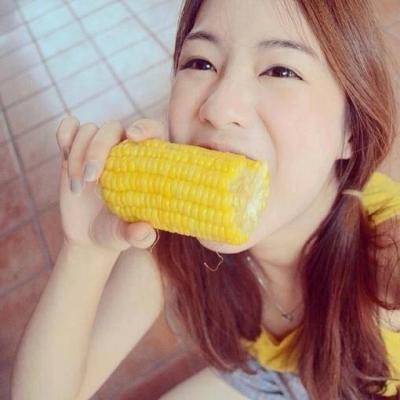 Funny and innocent girl WeChat avatar 2021 latest food exclusive avatar cute and cute girl