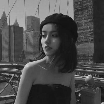 Kwai Girl's Social Image Black and White Sad Youth Is So Precious Should Be Wasted