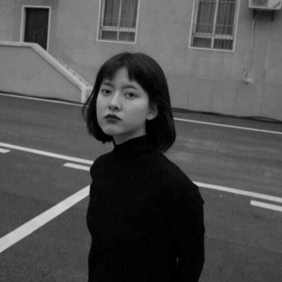 Kwai Girl's Social Image Black and White Sad Youth Is So Precious Should Be Wasted