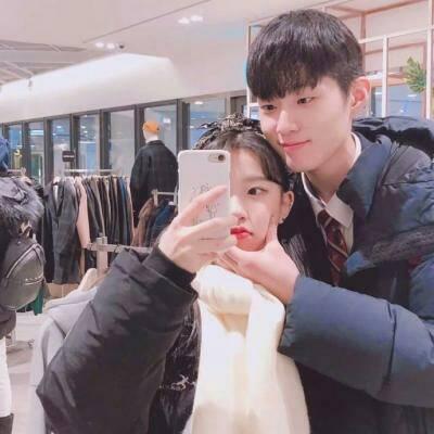 Xiu En Ai Couple Group Photo Avatar Fresh and Suitable for Couples in Winter Snowy Days Avatar of One Male and One Female