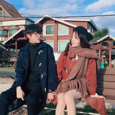 Xiu En Ai Couple Group Photo Avatar Fresh and Suitable for Couples in Winter Snowy Days Avatar of One Male and One Female