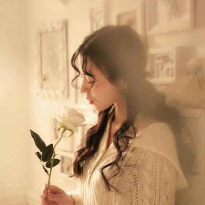 Forest style beautiful girl Weibo profile picture, one for each best friend, without you, how will tomorrow be spent