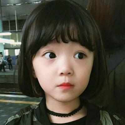 Soft and cute little girl's WeChat avatar in high-definition and beautiful, so loving that she is willing to sacrifice herself and suffers from bruises all over her body