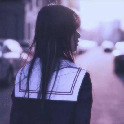 2021's most trendy QQ avatar, back view, girl with long hair. No one likes loneliness, it's just a fear of disappointment